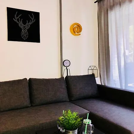 Right Place****cozy And Completely New スプリト